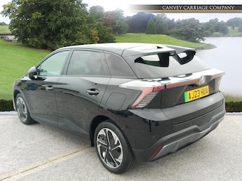 Used MG MG4 2023 for sale - 76997797: Photo