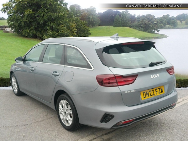 Used Kia Ceed 2022 for sale - 76001027: Photo 4