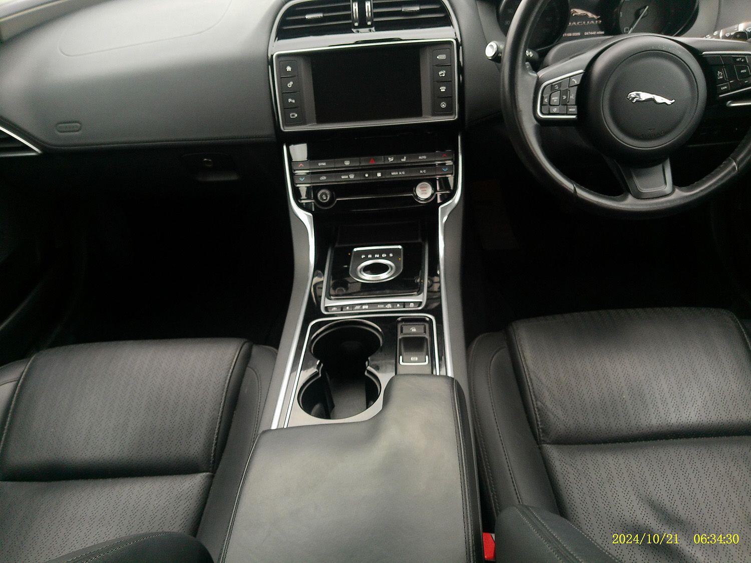 Used Jaguar XE 2015 for sale - 75770039: Photo 10