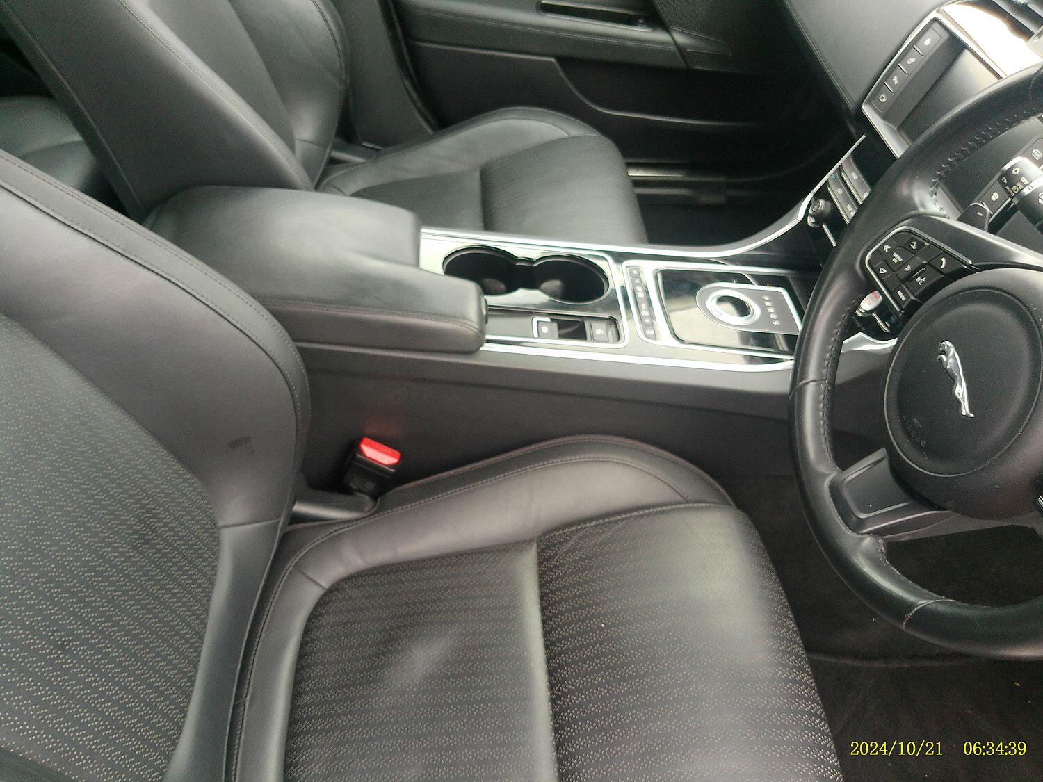 Used Jaguar XE 2015 for sale - 75770039: Photo 11