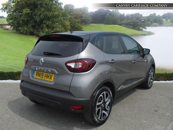 Used Renault Captur 2019 for sale - 79247485: Photo