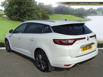 Used Renault Megane 2018 for sale - 77909788: Photo