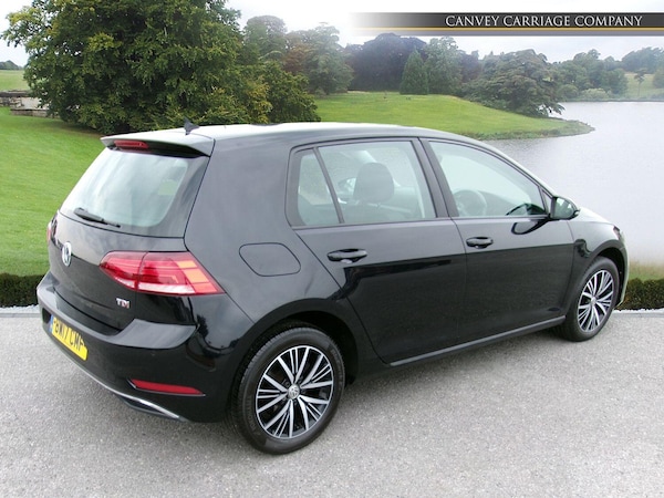 Used Volkswagen Golf 2017 for sale - 76269596: Photo 8
