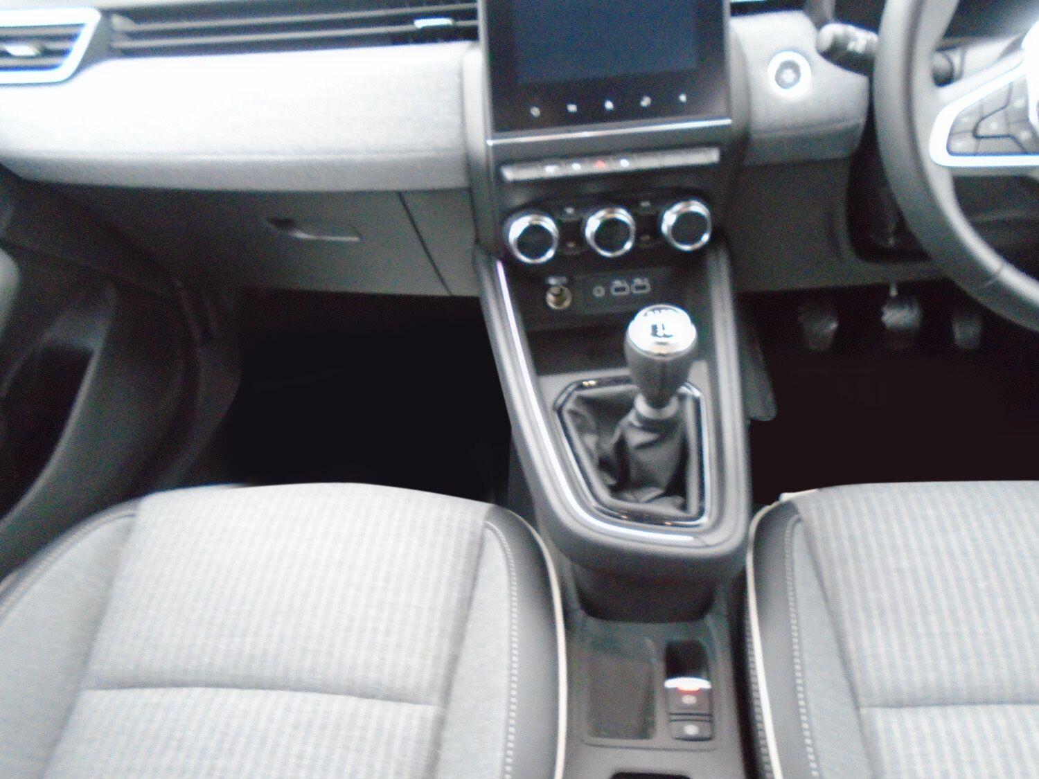 Used Renault Clio 2024 for sale - 77496499: Photo 10