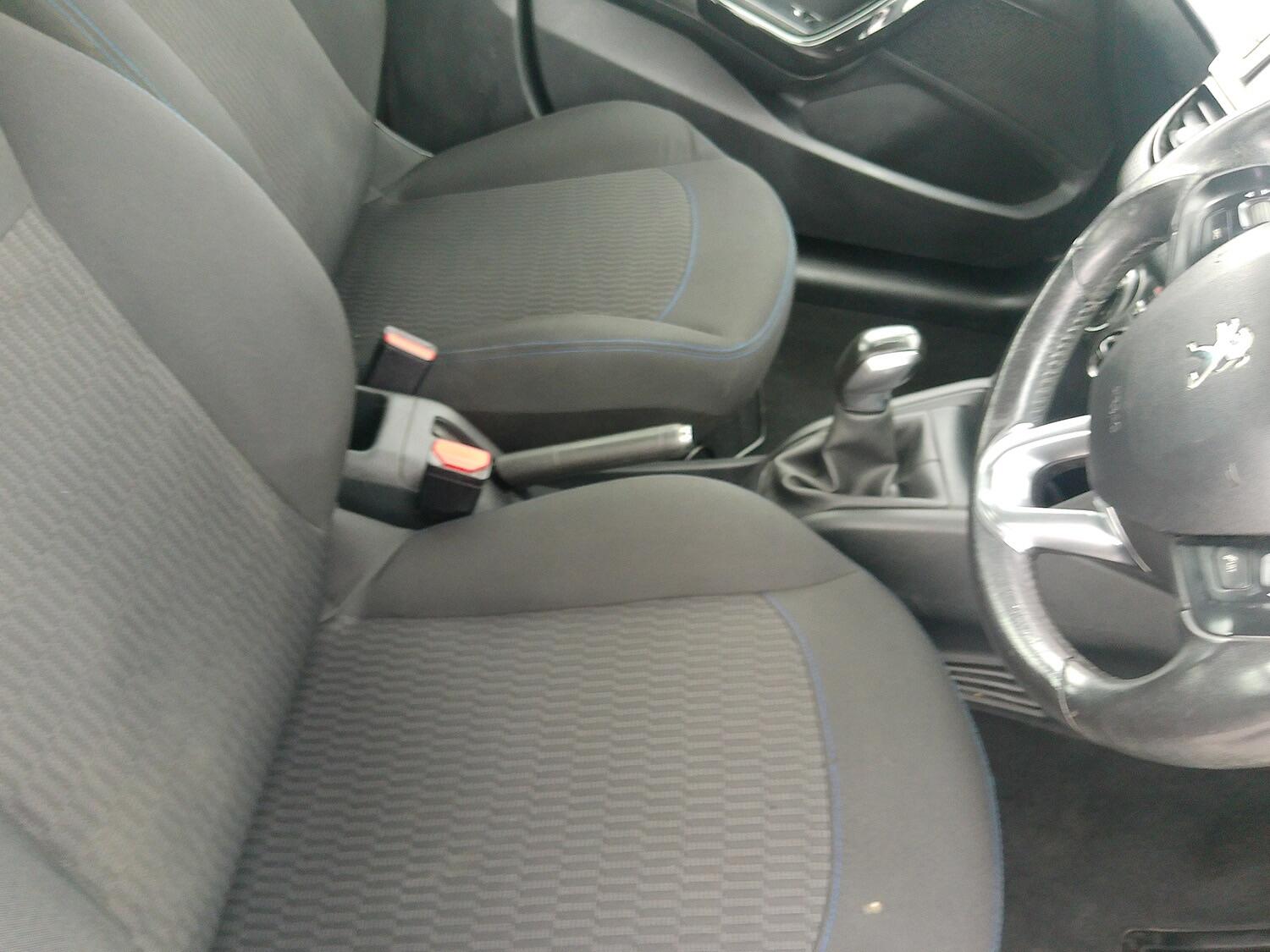 Used Peugeot 208 2018 for sale - 76645046: Photo 11