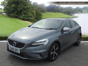 Used Volvo V40 2018 for sale - 79158127: Photo
