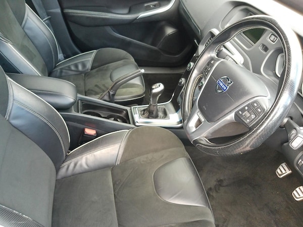 Used Volvo V40 2014 for sale - 76247265: Photo 11