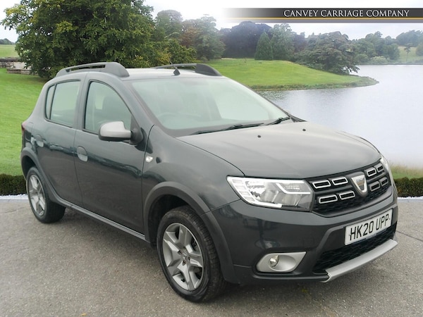 Used Dacia Sandero Stepway 2020 for sale - 76200630: Photo 1