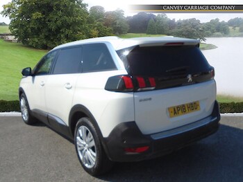 Used Peugeot 5008 2018 for sale - 79453691: Photo