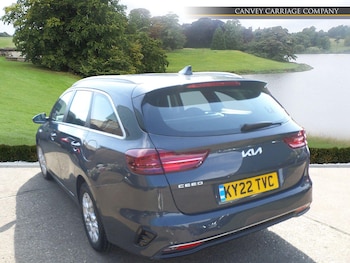 Used Kia Ceed 2022 for sale - 75388518: Photo