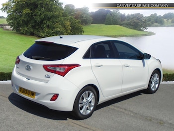 Used Hyundai i30 2013 for sale - 77645765: Photo
