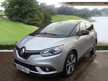 Used Renault Grand Scenic 2018 for sale - 77524930: Photo
