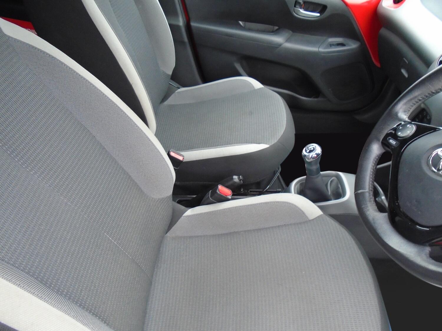 Used Toyota AYGO 2020 for sale - 77496508: Photo 10