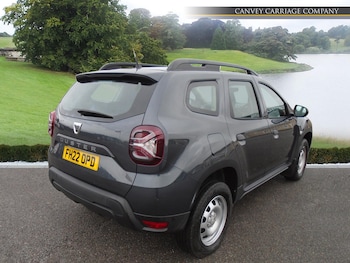 Used Dacia Duster 2022 for sale - 77119635: Photo