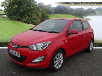 Used Hyundai i20 2014 for sale - 77314649: Photo