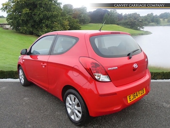 Used Hyundai i20 2014 for sale - 77314649: Photo