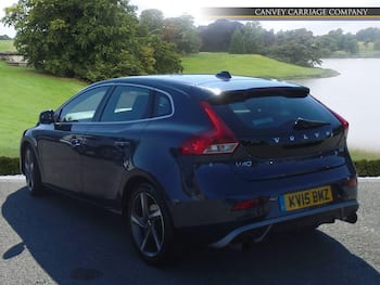 Used Volvo V40 2015 for sale - 79464899: Photo