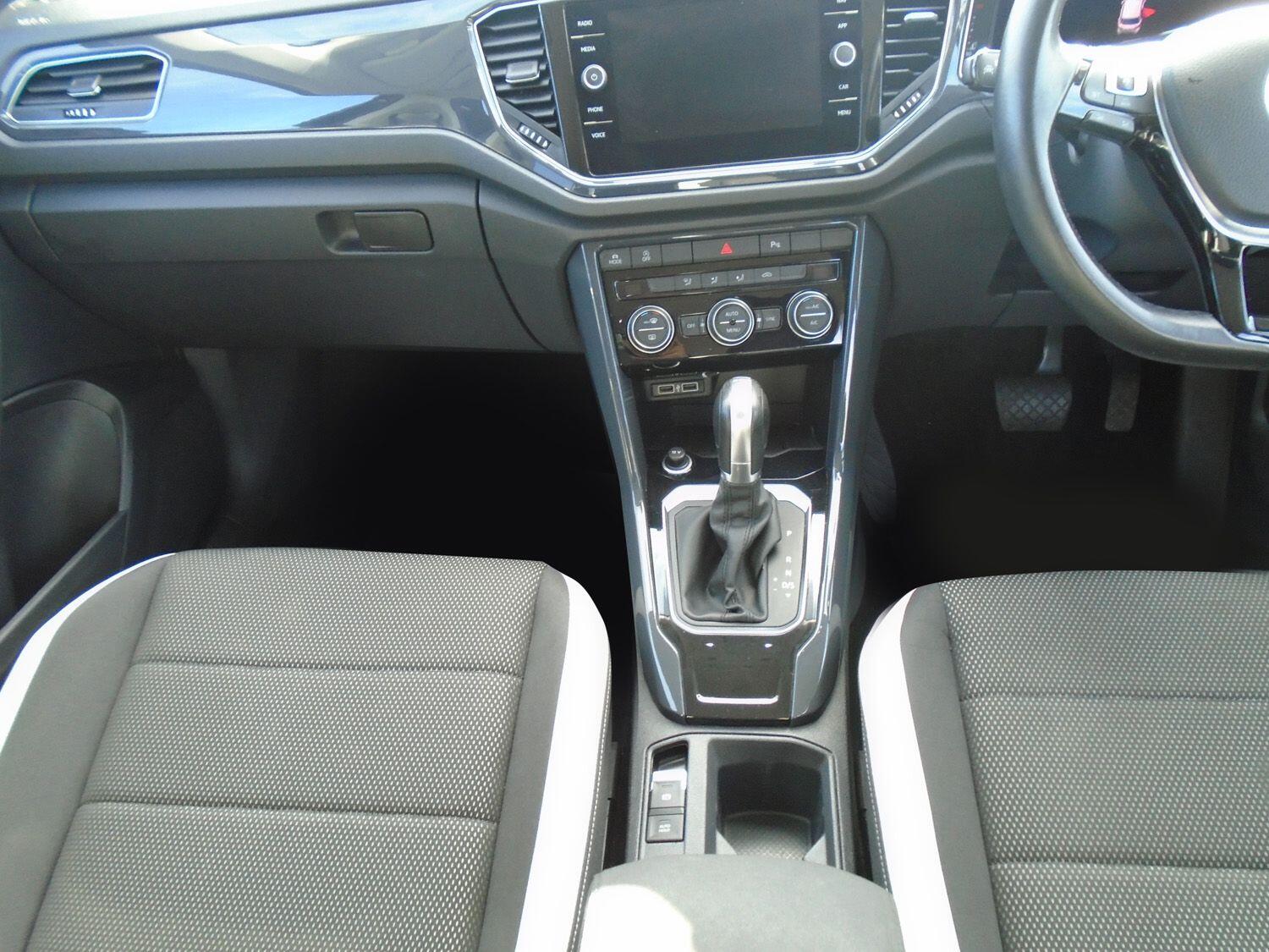 Used Volkswagen T-Roc 2018 for sale - 78063036: Photo 10