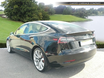 Used Tesla Model 3 2019 for sale - 75809079: Photo