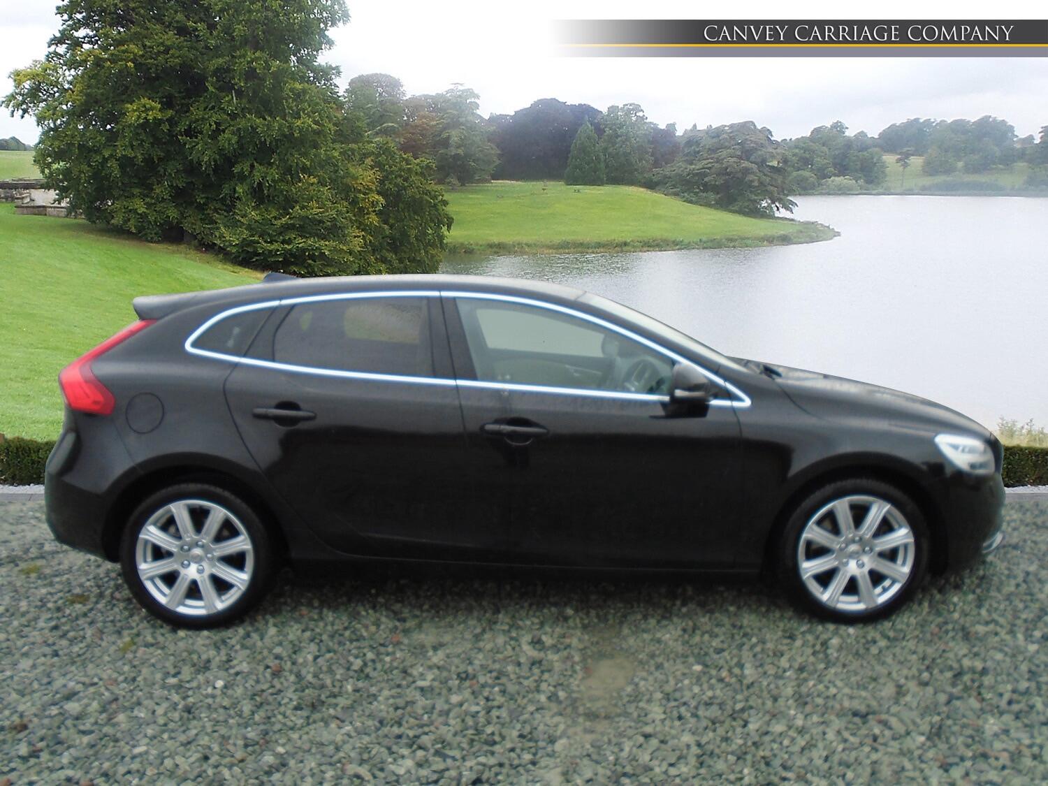 Used Volvo V40 2018 for sale - 76283234: Photo 5