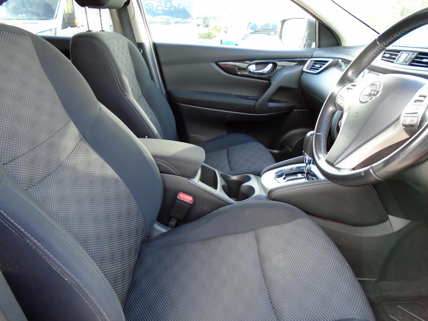 Used Nissan Qashqai 2017 for sale - 76109797: Photo 11