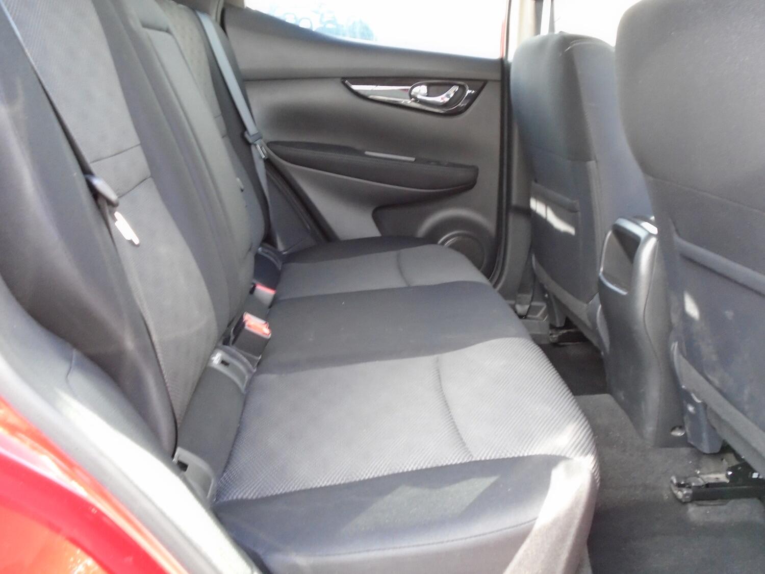 Used Nissan Qashqai 2017 for sale - 76109797: Photo 9