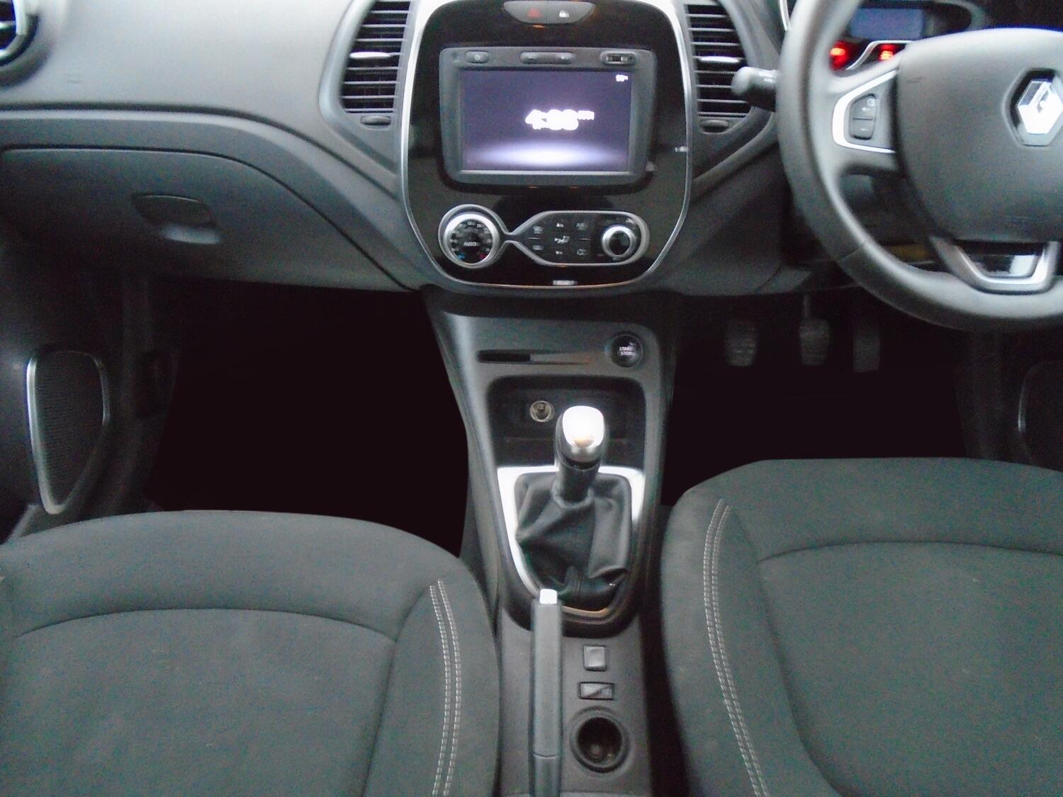 Used Renault Captur 2020 for sale - 76991387: Photo 8