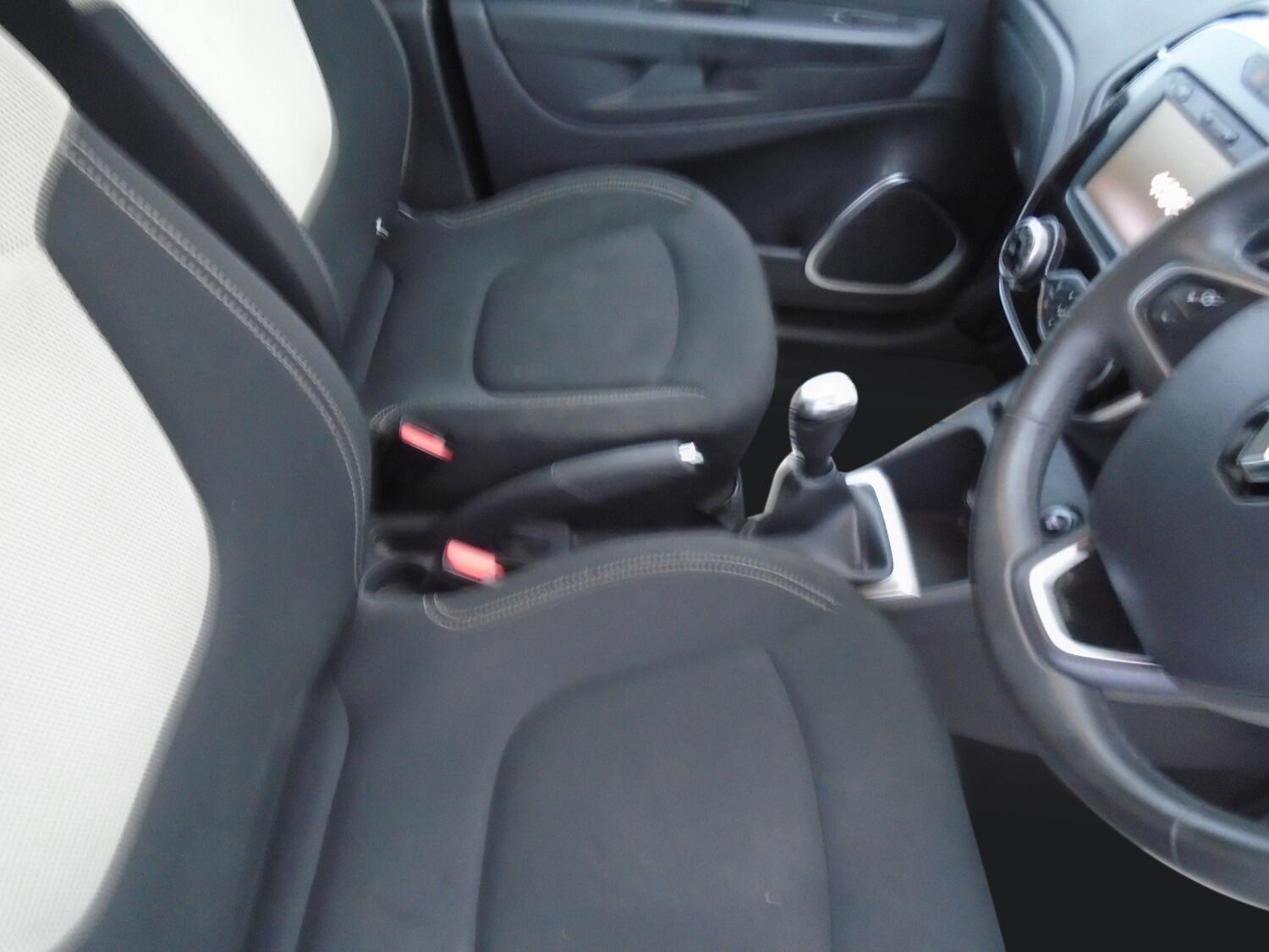 Used Renault Captur 2020 for sale - 76991387: Photo 9