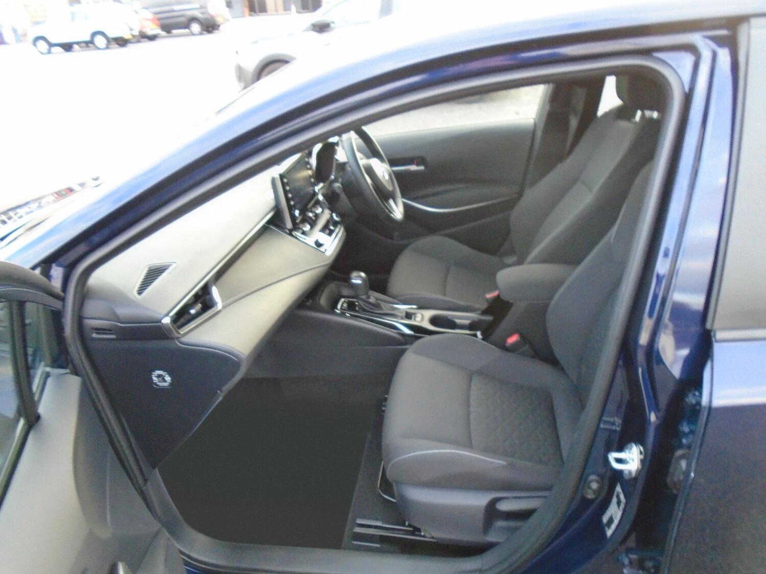 Used Toyota Corolla 2022 for sale - 76964847: Photo 2