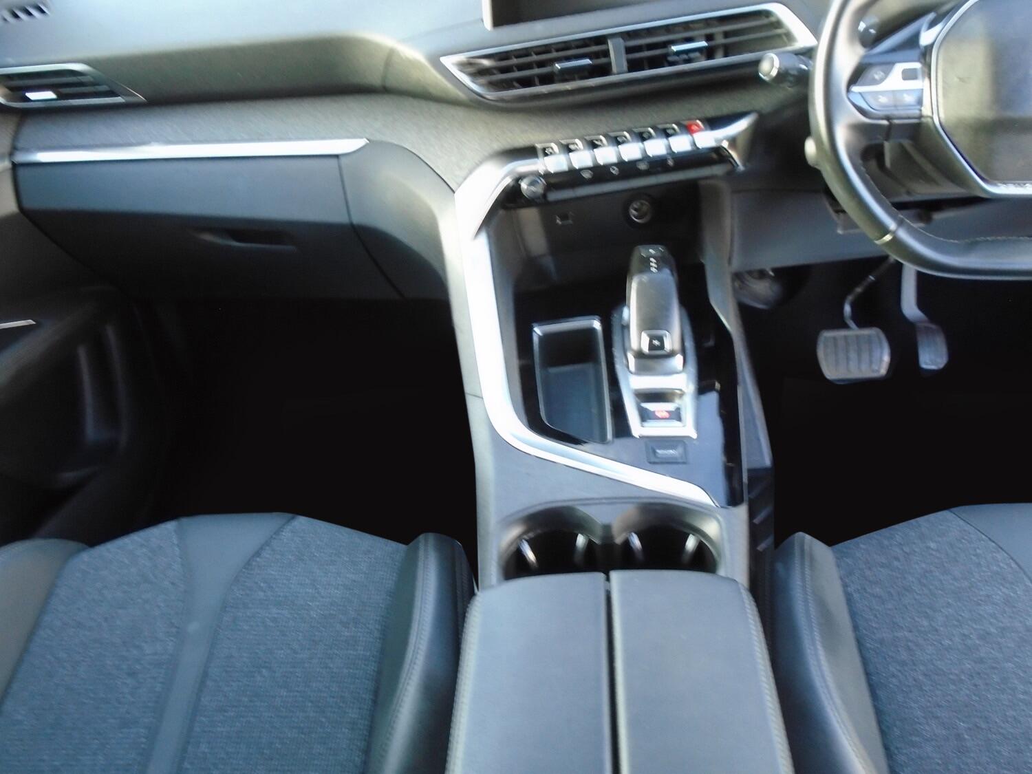 Used Peugeot 5008 2020 for sale - 76326004: Photo 10