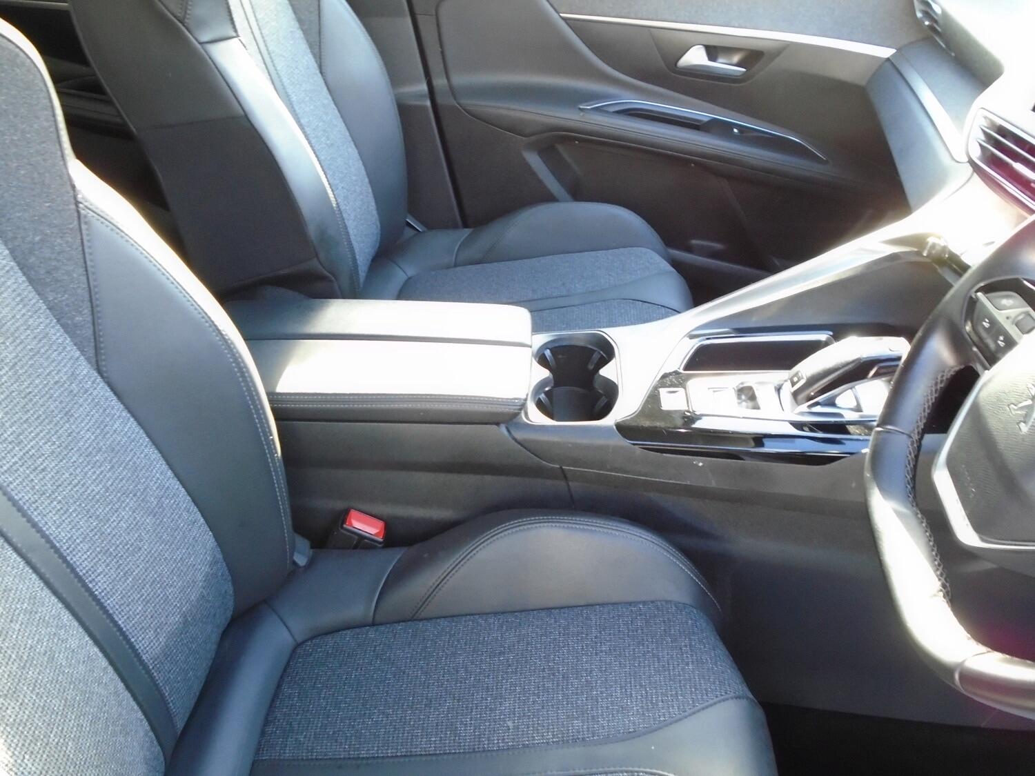 Used Peugeot 5008 2020 for sale - 76326004: Photo 11