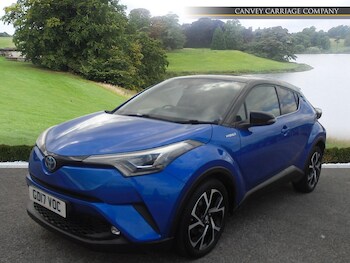 Used Toyota C-HR 2017 for sale - 77724001: Photo