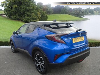 Used Toyota C-HR 2017 for sale - 77724001: Photo