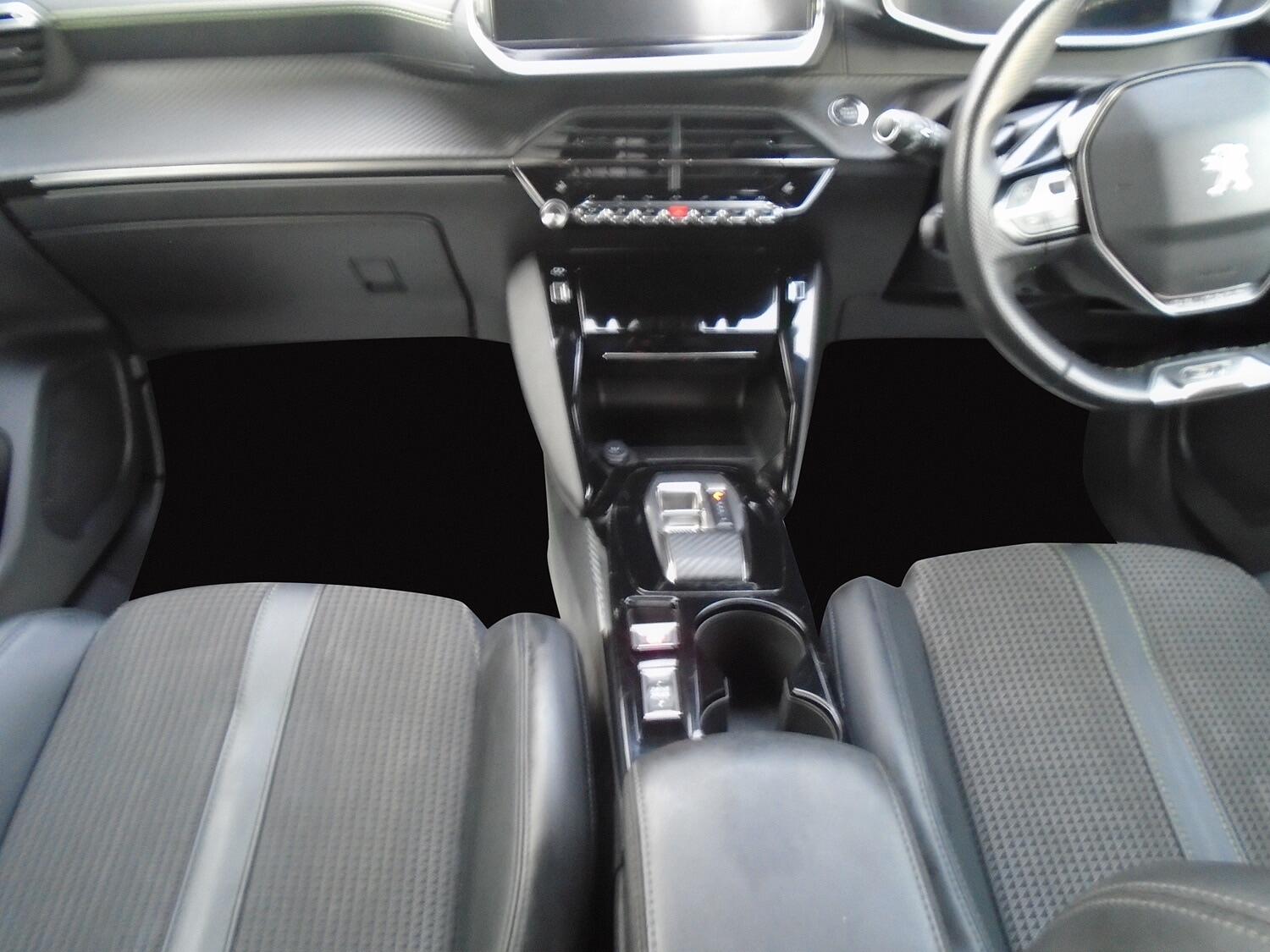 Used Peugeot 2008 2022 for sale - 76824616: Photo 10