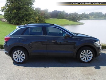 Used Volkswagen T-Roc 2020 for sale - 78404786: Photo