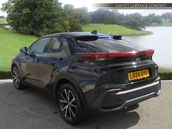 Used Toyota C-HR 2024 for sale - 79564886: Photo