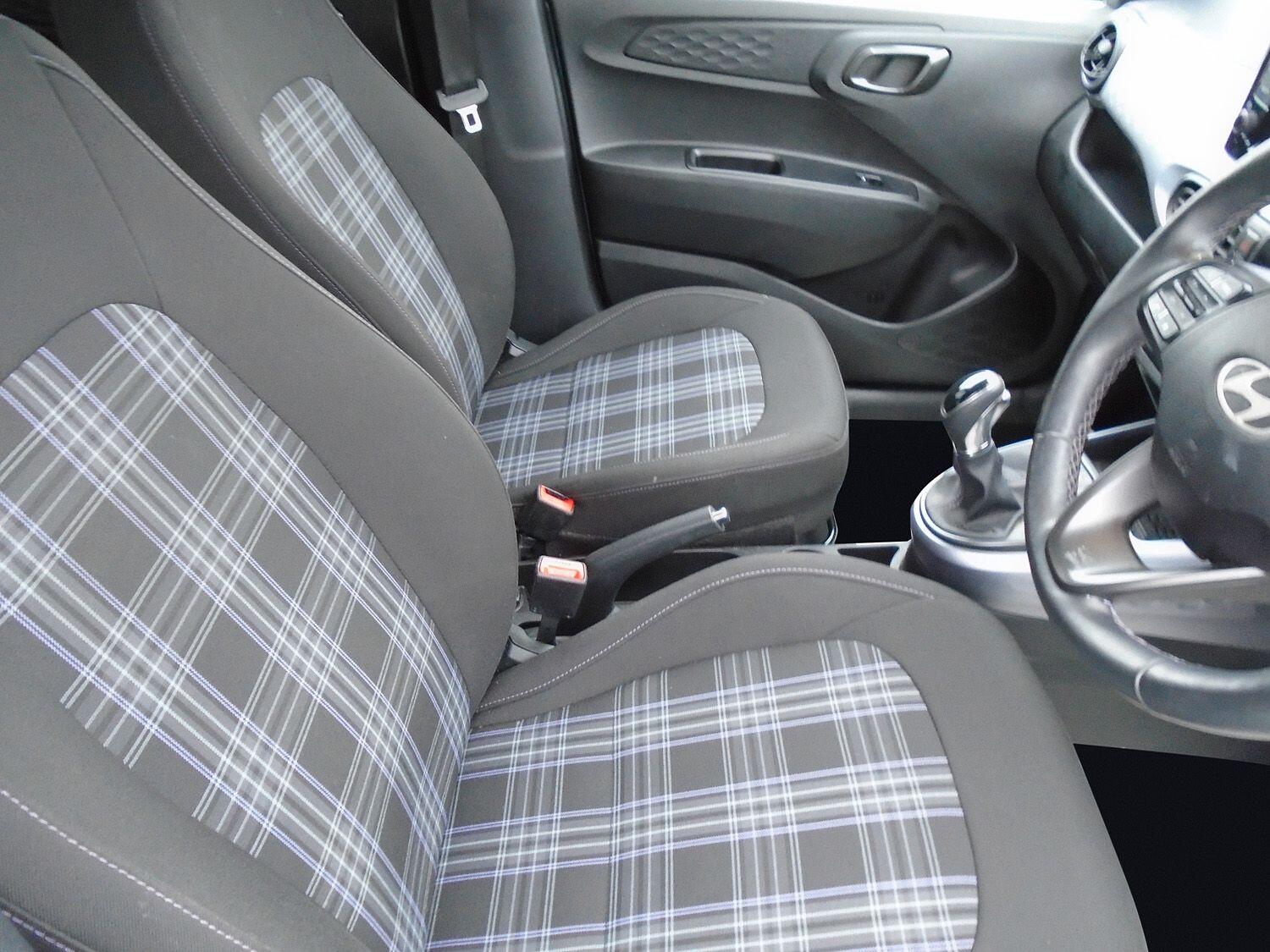 Used Hyundai i10 2024 for sale - 76965465: Photo 11