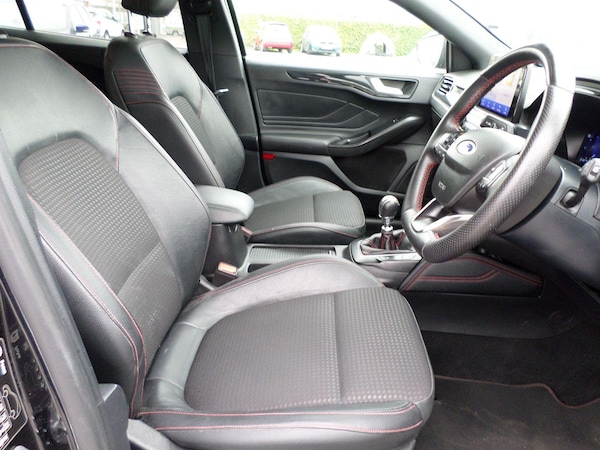Used Ford Focus 2021 for sale - 74498342: Photo 11