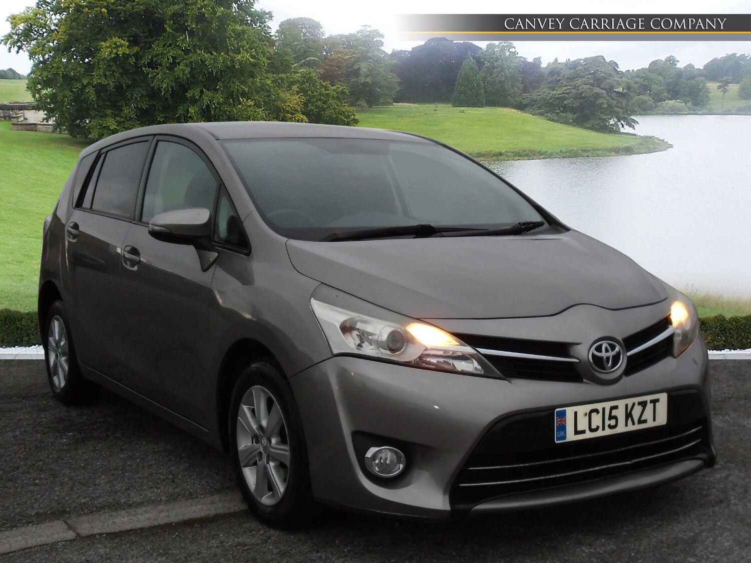Used Toyota Verso 2015 for sale - 76913115: Photo 1
