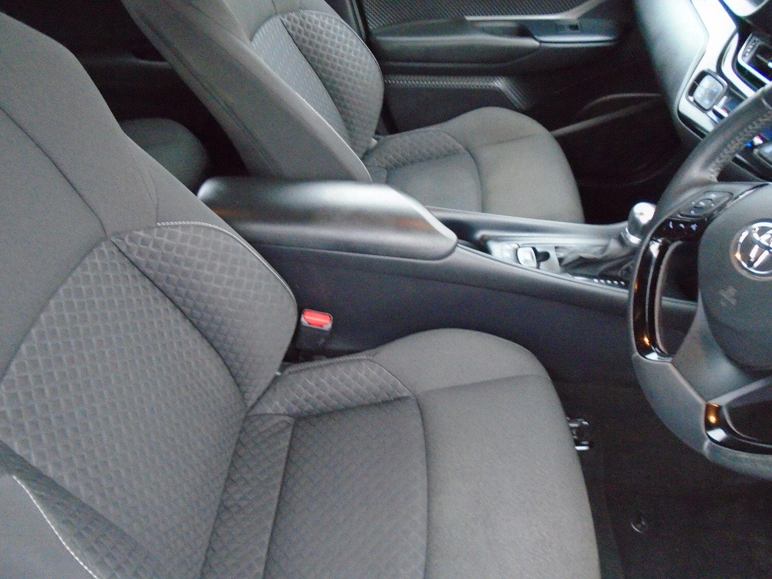 Used Toyota C-HR 2022 for sale - 76964570: Photo 11