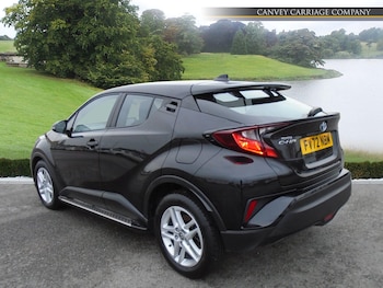 Used Toyota C-HR 2022 for sale - 76964570: Photo