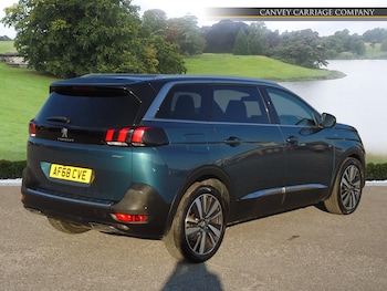 Used Peugeot 5008 2018 for sale - 79325006: Photo