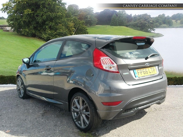 Used Ford Fiesta 2016 for sale - 76260093: Photo 4