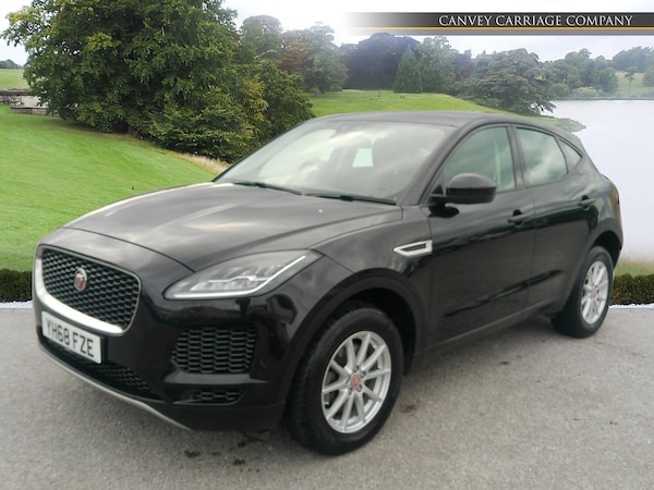 Used Jaguar E-Pace 2018 for sale - 76189717: Photo 2