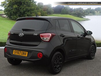 Used Hyundai i10 2017 for sale - 77696538: Photo