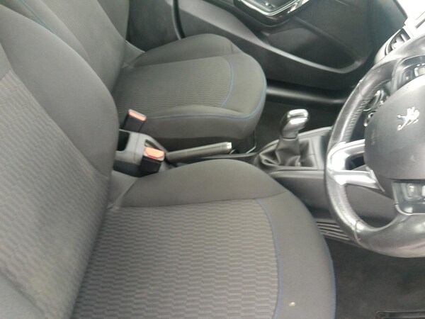 Used Peugeot 208 2018 for sale - 75949596: Photo 11