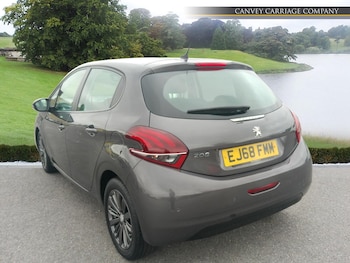 Used Peugeot 208 2018 for sale - 75949596: Photo