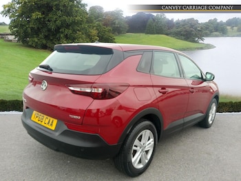 Used Vauxhall Grandland X 2018 for sale - 76042336: Photo 3