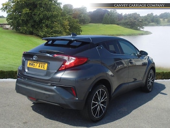 Used Toyota C-HR 2018 for sale - 78429188: Photo