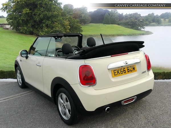 Used MINI Convertible 2016 for sale - 76108535: Photo 4